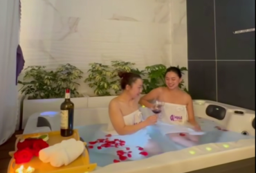 Tắm Bồn Sục Jacuzzi Và Tắm Trắng Phi Thuyền Tại ASANA Spa – Chăm Sóc Làn Da Và Thư Giãn Tuyệt Đối